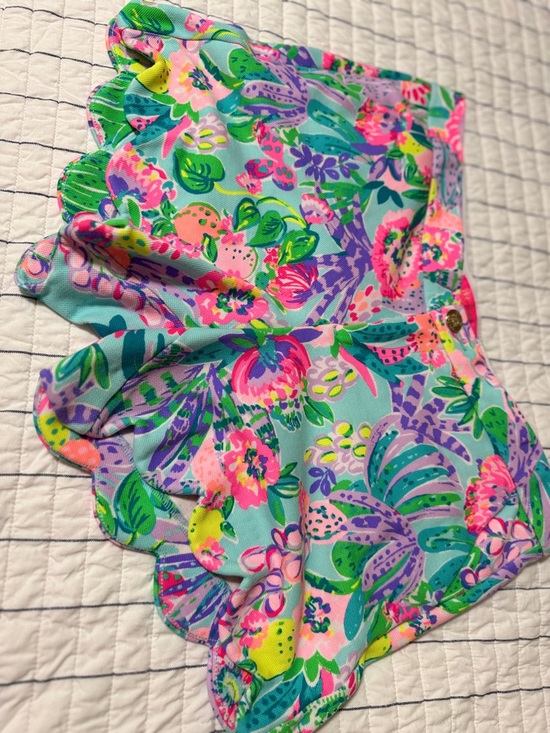 Lilly Pulitzer Pants - Lilly Pulitzer Turquoise Floral Scallop Hem Athletic Shorts